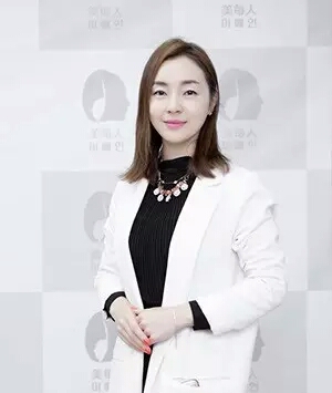 白城金佳玭 美容协会会长